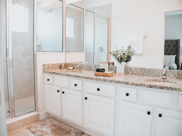 Spacious 5-Bedroom Orlando Home with Private Pool & Resort Amenities